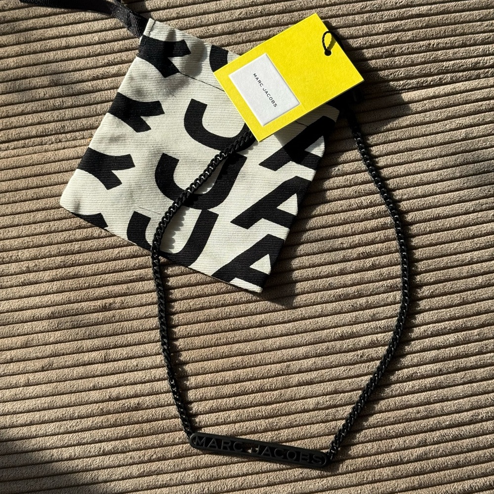 Marc Jacobs Black necklace